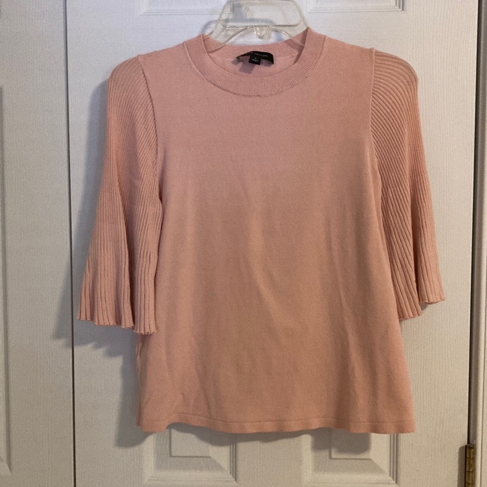 Pink sweater w/bell sleeves